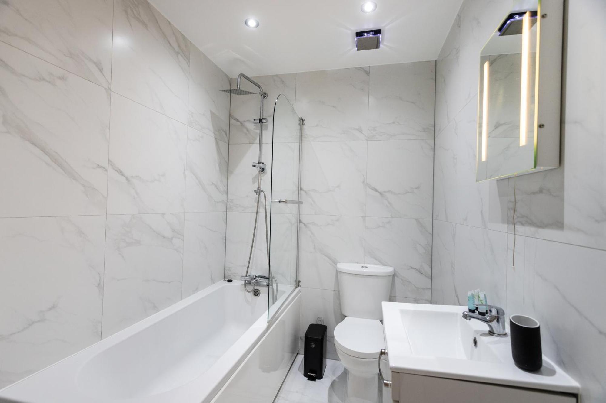 Commercial Road Location Wyvern Theatre Apartment Swindon