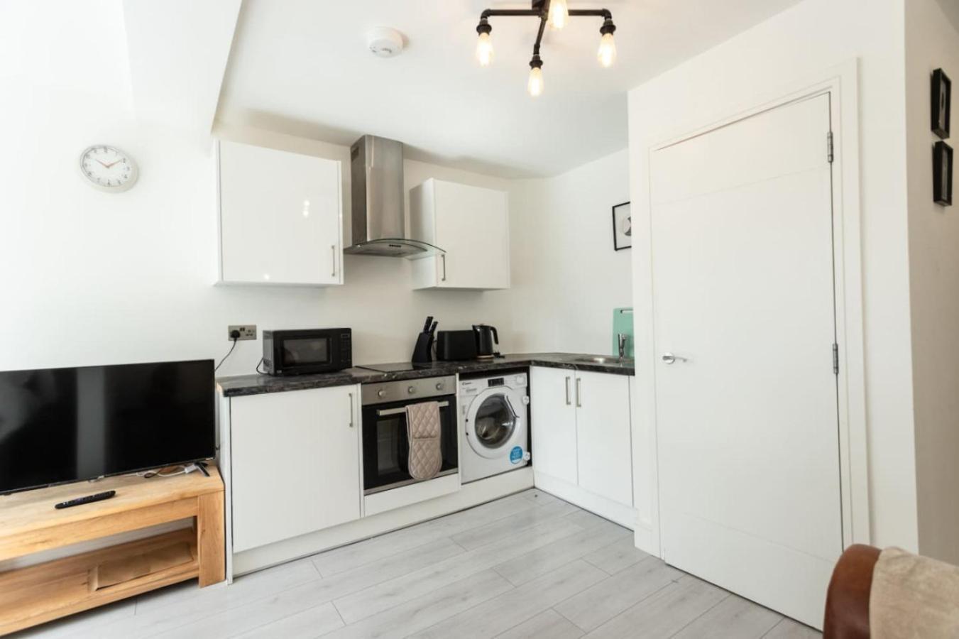Apartment Commercial Road Location Wyvern Theatre Swindon