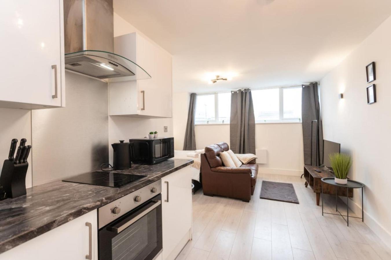 Commercial Road Location Wyvern Theatre Apartment